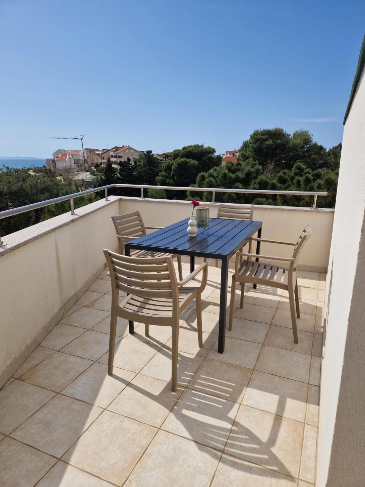 Apartments Franko Povljana Kültér fotó