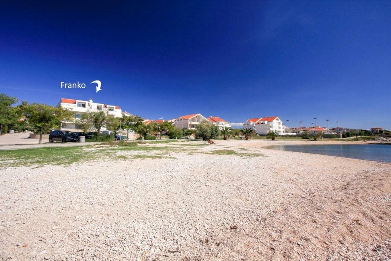 Apartments Franko Povljana Kültér fotó